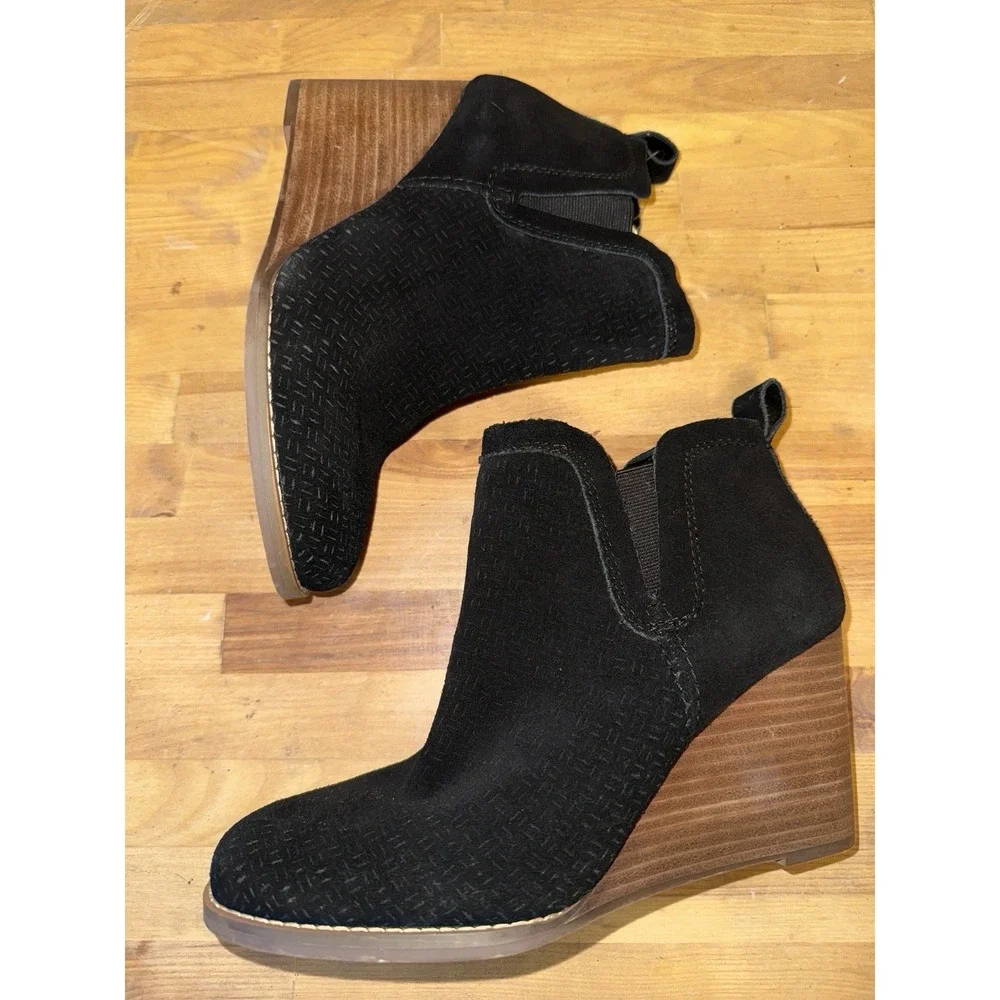 Crown Vintage Vectoria Bootie Black Suede Wedge Women's Size 8‎ New Without Box